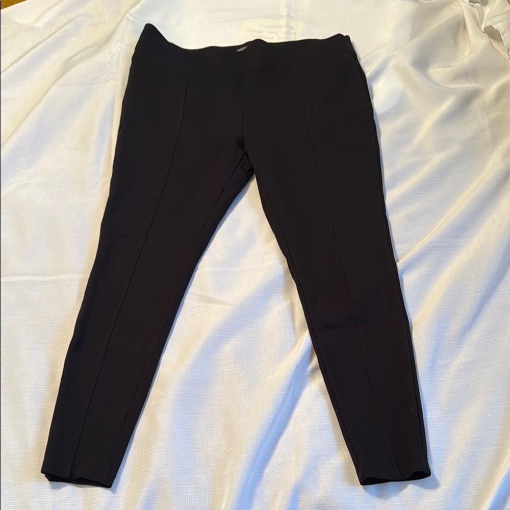 Matty M Classic elevated knit legging with Franzese